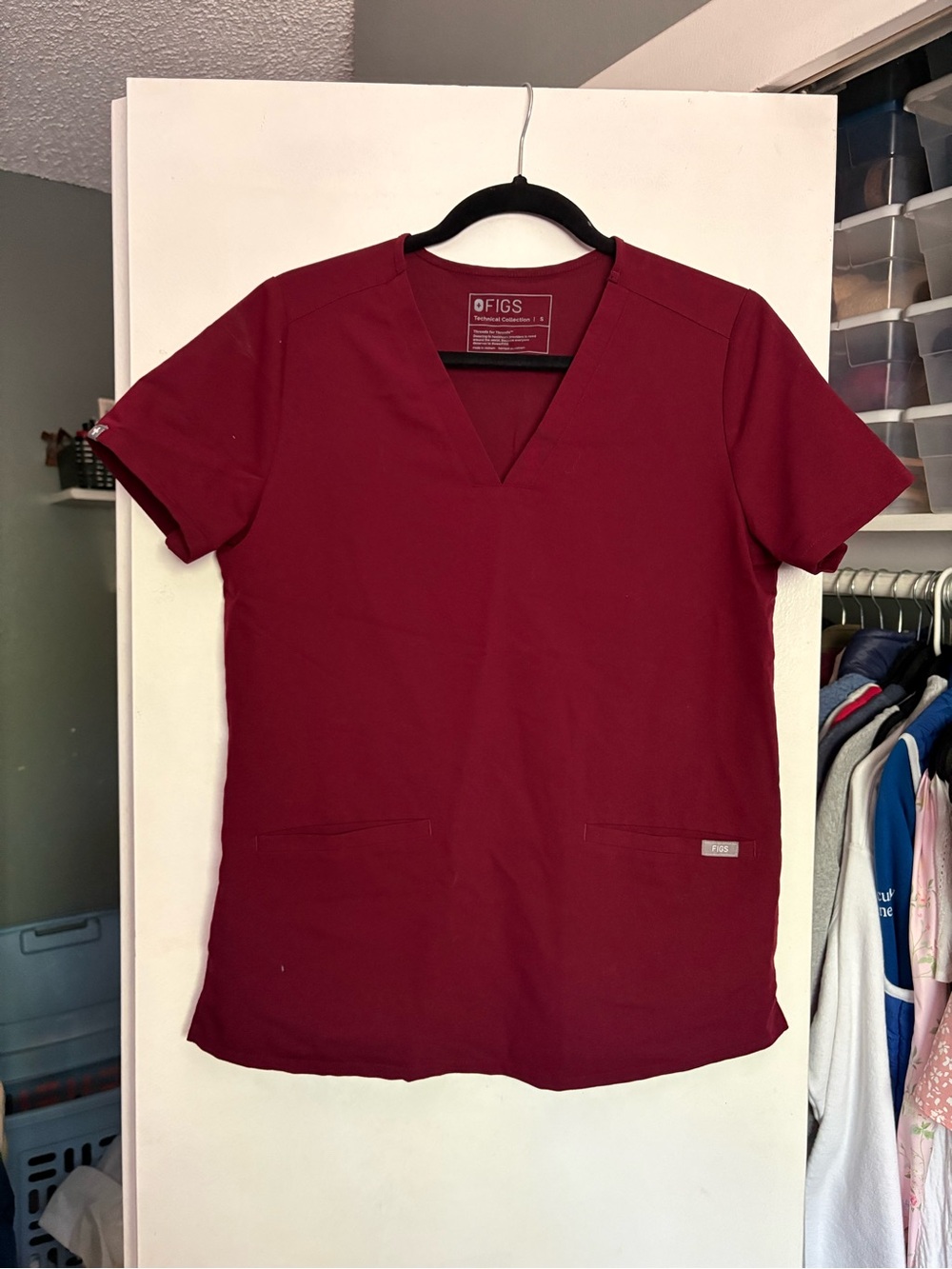 FIGS Short Sleeve V-Neck Scrub Top in Burgundy